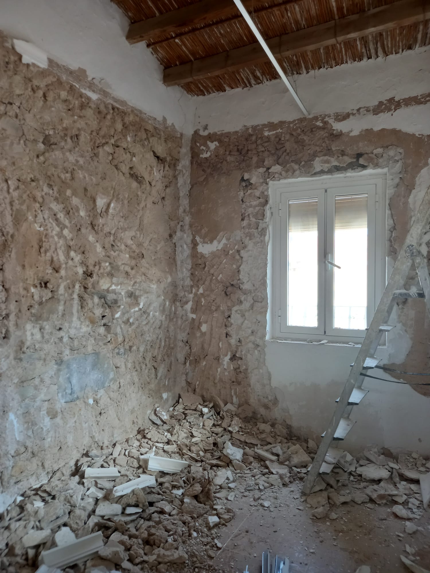 Trabajos de pintura limpios y profesionales en Mojácar y Villaricos