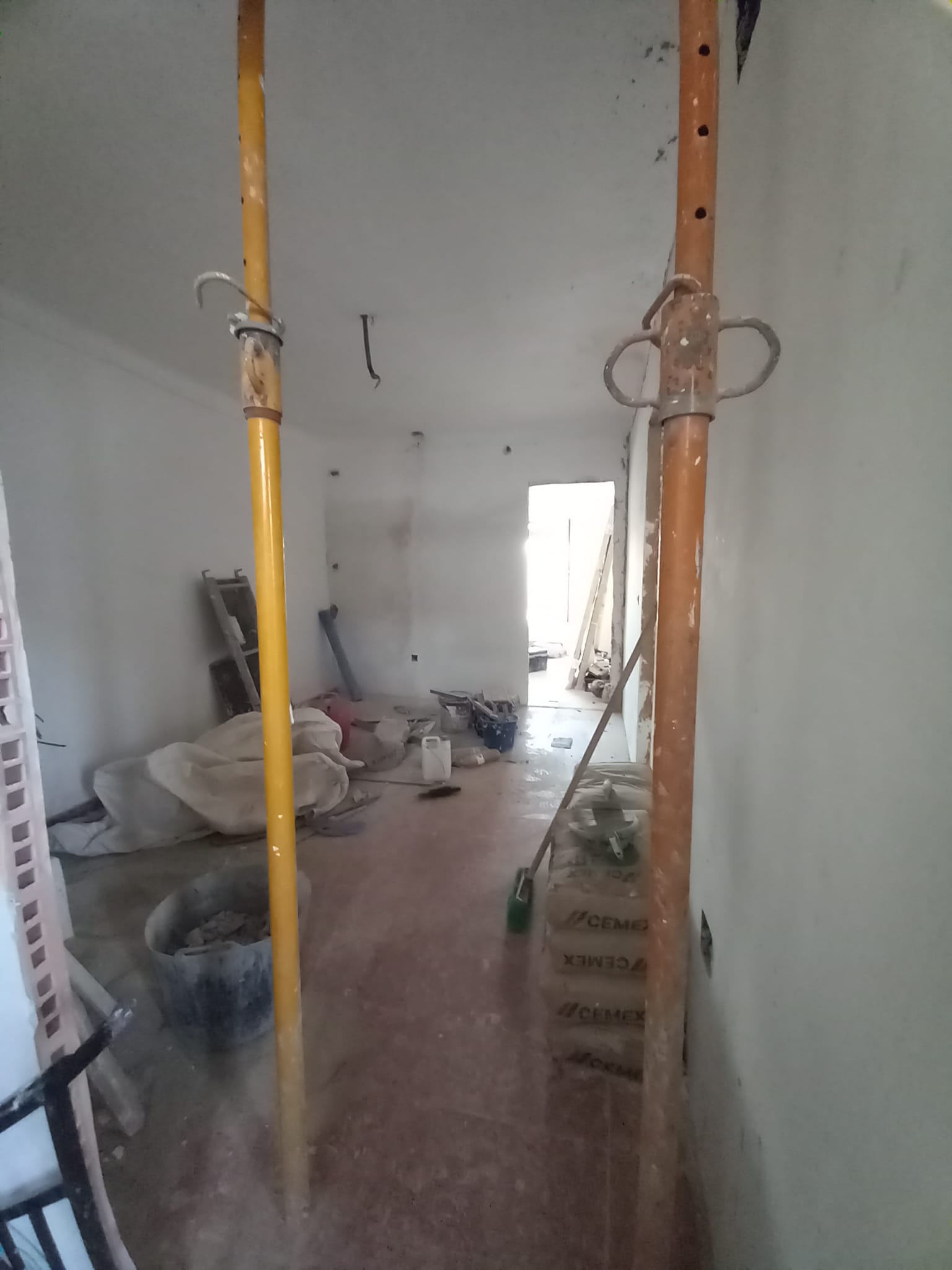 Presupuesto sin compromiso para servicios de pintura en Mojác