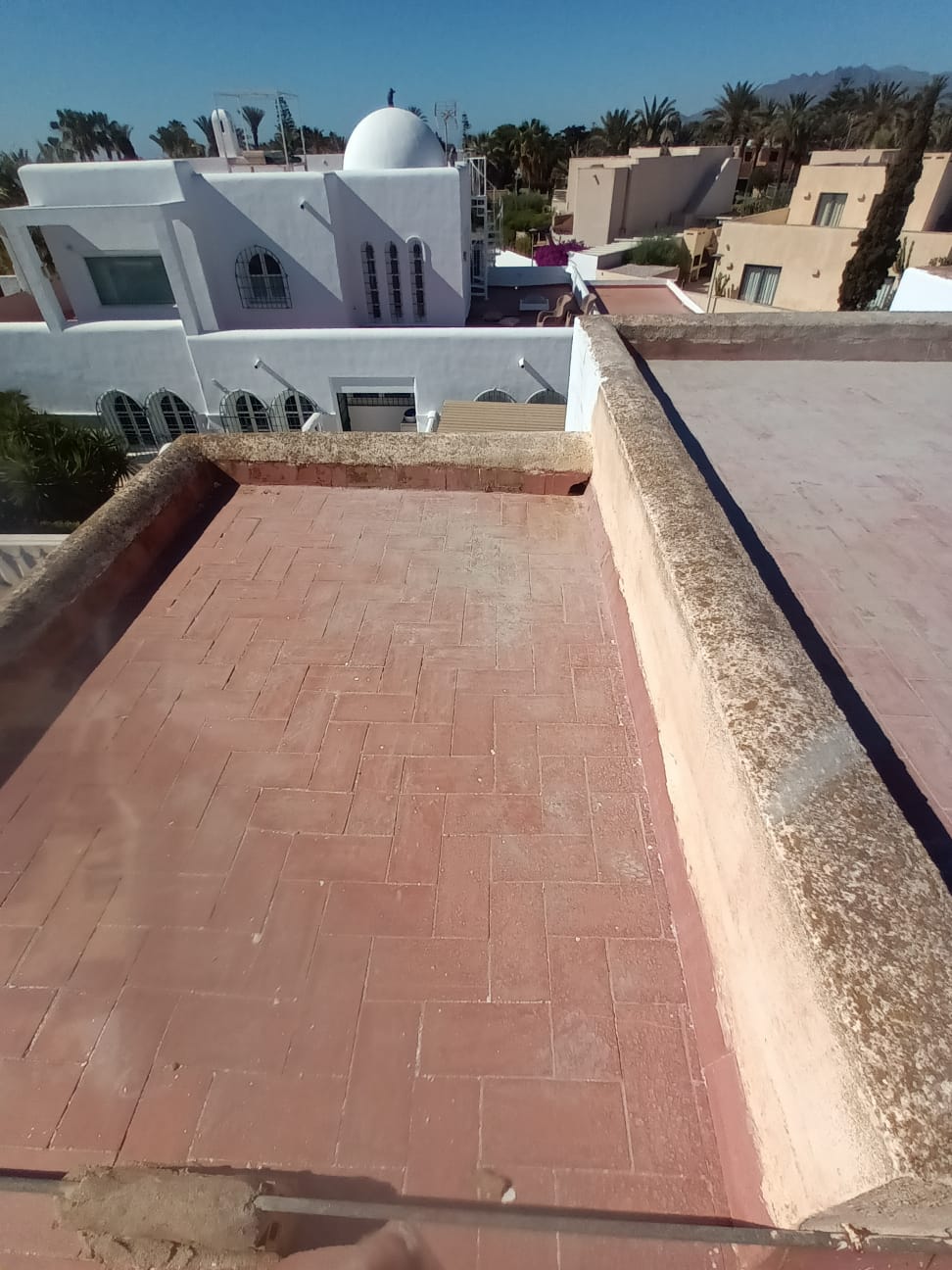 REHABILITACION DE FACHADA Y PINTURA EXTERIOR E INTERIOR EN MOJACAR